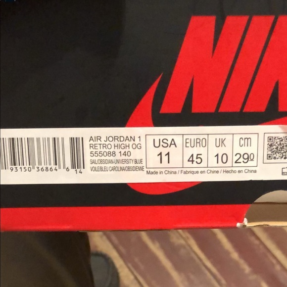 Air Jordan 1 High Obsidian main image 4
